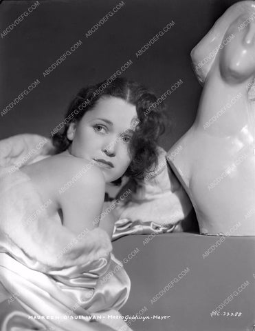 sexy Maureen O'Sullivan bare shoulder portrait 8b4-192