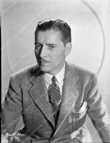 Ronald Colman portrait 8b4-641