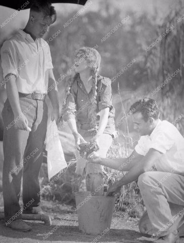 Mary Pickford behind the scenes silent film Sparrows 8b4-891