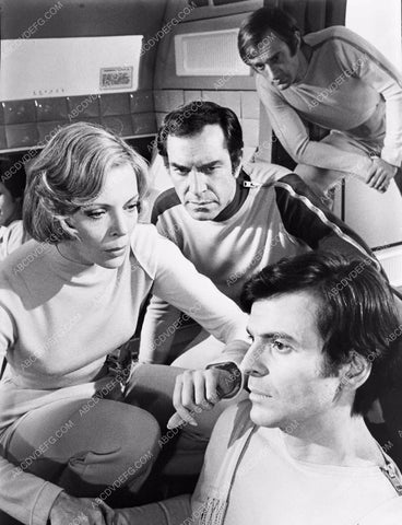 Martin Landau Barbara Bain TV show Space: 1999 8b5-066