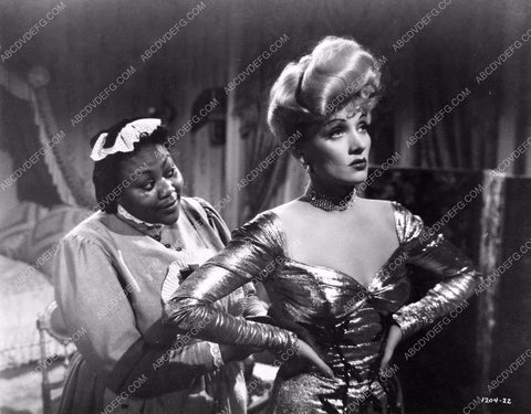 Marlene Dietrich Marietta Canty film The Spoilers 8b5-086