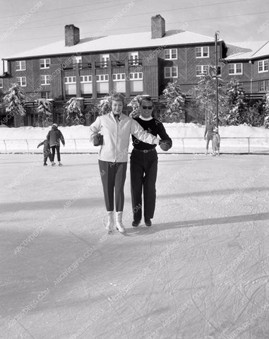 Desi Arnaz cast crew behind scenes Westinghouse Desilu Playhouse 8b5-282