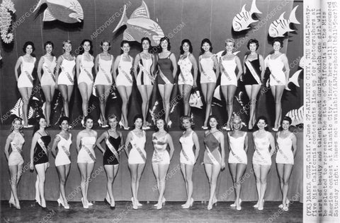25 finalists for 1958 Miss California to represent for Miss America 8b6-078
