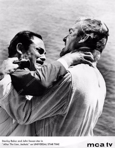 Stanley Baker John Saxon film After the Lions, Jackals 8b6-146