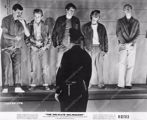 Jerry Lewis in criminal lineup film The Delicate Delinquent 8b6-161