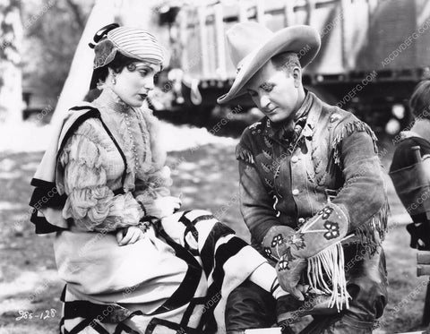 Tim McCoy super cool jacket Pauline Starke silent film War Paint 8b6-225