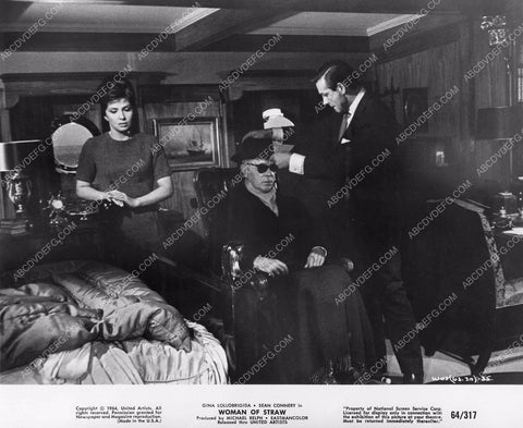 Sean Connery Gina Lollobrigida Ralph Richardson film Woman of Straw 8b6-330
