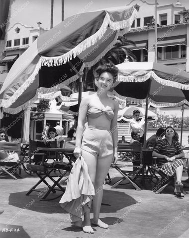 candid Ann Blyth cute in swimwear out by the swimming pool 8b6-425