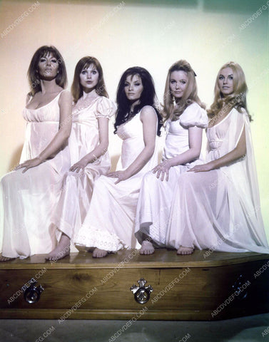 Ingrid Pitt and other Hammer Babe Vampire Beauties 8b6-923