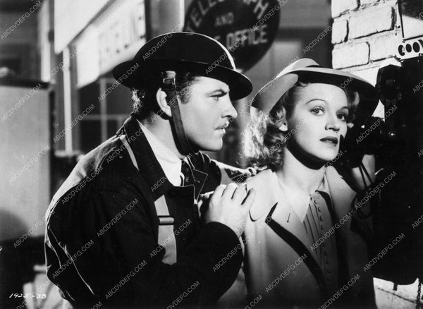 Robert Preston Martha O Driscoll From Pacific Blackout 9002 23