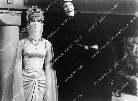 Jane Asher Vincent Price film The Masque of the Red Death 9078-18