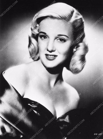 cool Jan Sterling portrait 9202-23