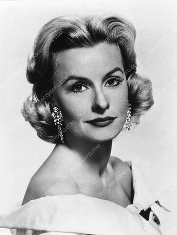 beautiful Dina Merrill portrait 9208-09