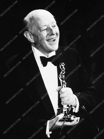 Alec Guinness getting his Academy Award 9208-14