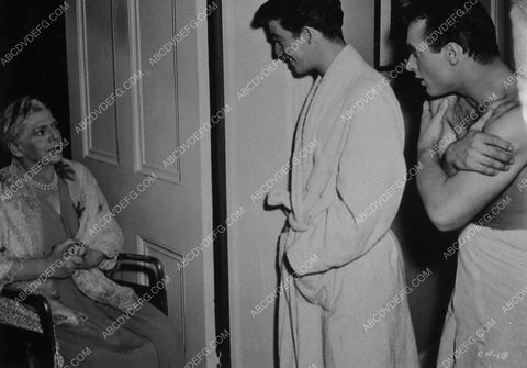 Stuart Whitman Ethel Barrymore film Johnny Trouble 9208-28