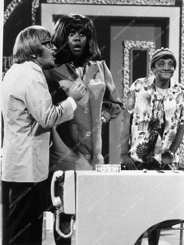 TV Flip Wilson Show w Geraldine and Moms Mabley comedy skit 9222-05