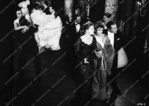 Rex Harrison Kay Kendall The Reluctant Debutante 9238-12