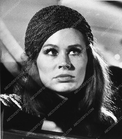 great Karen Black portrait 9251-33