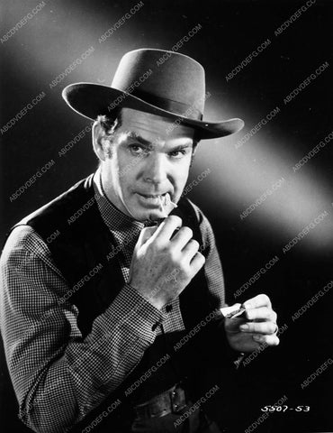 stylish Fred MacMurray western portrait 9324a-35