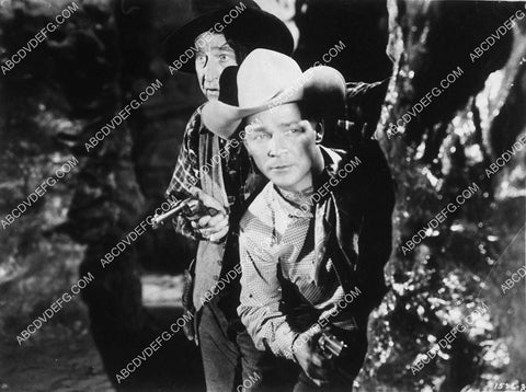 Roy Rogers Olin Howland film Apache Rose 9472-32