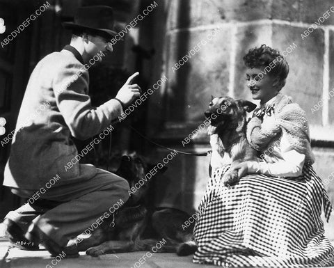 some actor posing w his German Shepherd dog 9482-33