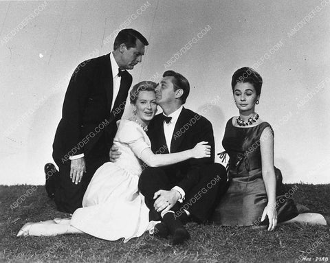 Cary Grant Deborah Kerr Robert Mitchum Jean Simmons film The Grass Is Greener 9575-01