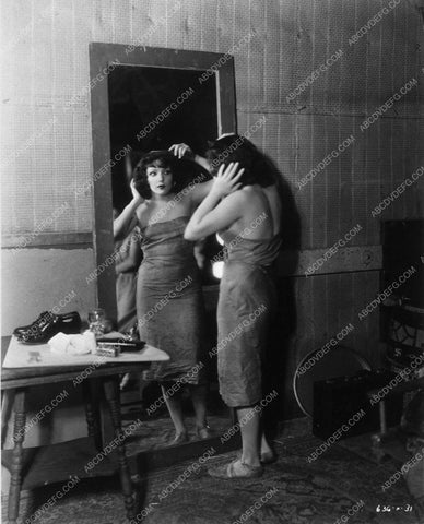 candid Lupe Velez behind the scenes for MGM film Kongo 9660-14