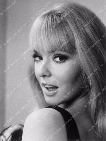 gorgeous Joey Heatherton over the shoulder portrait 9778-29