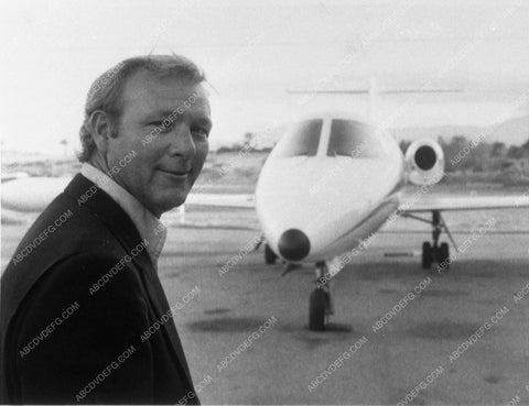 golfer Arnold Palmer going on jet ride 9808-02