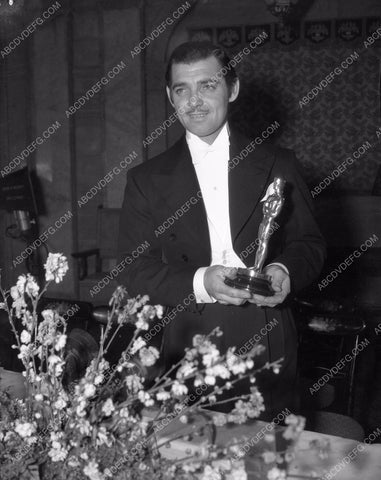 1935 Oscars Clark Gable gets Academy Award It Happened One Night aa1935-01