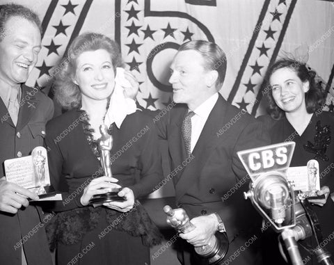 1942 Oscars Greer Garson James Cagney Van Heflin Academy Awards aa1942-06