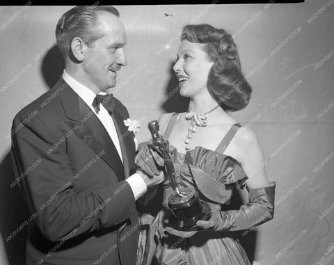 1947 Oscars Fredric March Loretta Young Academy Awards aa1947-27</br>Los Angeles Newspaper press pit reprints from original 4x5 negatives for Academy Awards.
