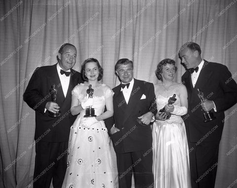 1949 Oscars Dean Jagger Olivia de Havilland Broderick Crawford aa1949-101</br>Los Angeles Newspaper press pit reprints from original 4x5 negatives for Academy Awards.
