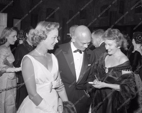 1956 Oscars Virginia Gilmore Yul Brynner Academy Awards aa1956-26</br>Los Angeles Newspaper press pit reprints from original 4x5 negatives for Academy Awards.