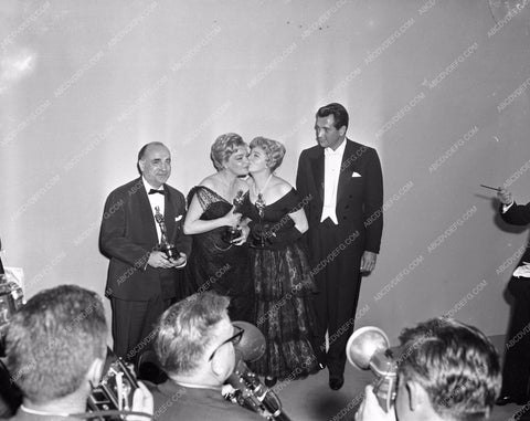 1959 Oscars Simone Signoret Shelley Winters Rock Hudson Academy aa1959-08</br>Los Angeles Newspaper press pit reprints from original 4x5 negatives for Academy Awards.