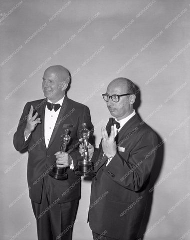 1959 Oscars technical folks and their statues Academy Awards aa1959-11</br>Los Angeles Newspaper press pit reprints from original 4x5 negatives for Academy Awards.