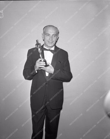 1959 Oscars technical folks and their statues Academy Awards aa1959-16</br>Los Angeles Newspaper press pit reprints from original 4x5 negatives for Academy Awards.