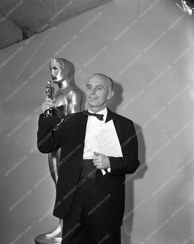 1959 Oscars technical folks and their statues Academy Awards aa1959-69</br>Los Angeles Newspaper press pit reprints from original 4x5 negatives for Academy Awards.