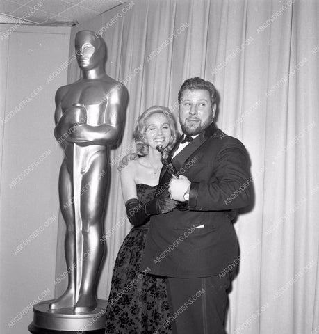 1960 Oscars Eva Marie Saint Peter Ustinov Academy Awards aa1960-91</br>Los Angeles Newspaper press pit reprints from original 4x5 negatives for Academy Awards.
