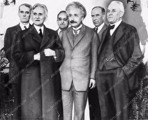 news photo Albert Einstein and distinguished friends aeinst-02