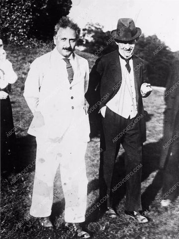 news photo Albert Einstein and I don't know who aeinst-05
