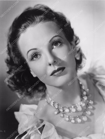 beautiful Anna Lee portrait 8b20-0029