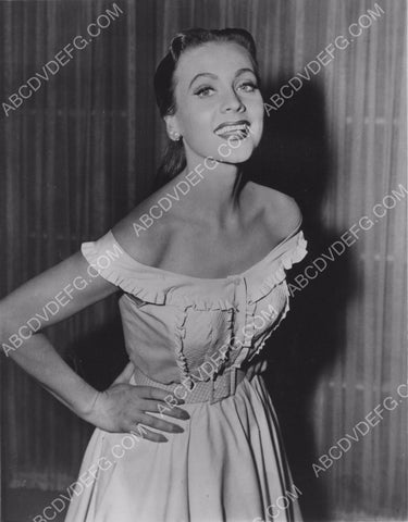 Anne Jeffreys portrait 8b20-0035