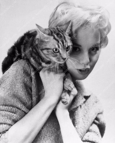 beautiful Mylene Demongeot and her cute cat 8b20-0113