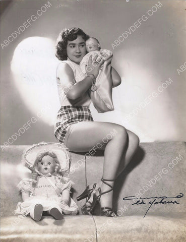 just beautiful Tropicana dancer Ana Gloria with dolls 8b20-0137