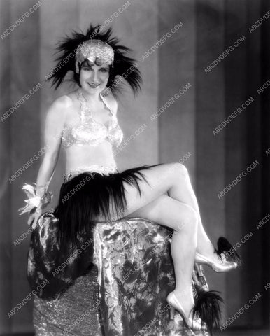 Evelyn Brent super cute in pre-code showgirl outfit 8b20-0234