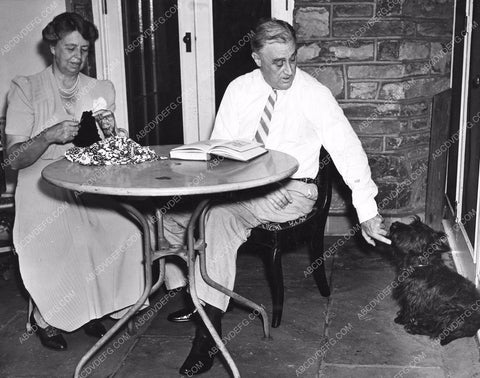 President Franklin D Roosevelt & Eleanor sit down for breakfast 8b20-0242