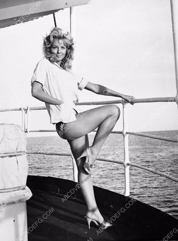 Mylene Demongeot super sexy in bikini on a boat 8b20-0490