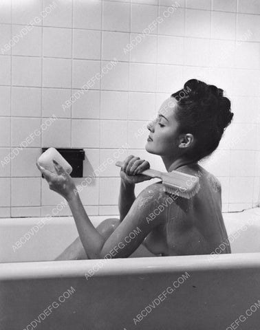 sexy babe in bathtub for soap ad 8b20-0591