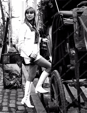 Susan George full length fashion shot 8b20-0611